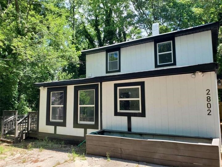 Property Photo:  2802 Palm Drive  GA 30344 