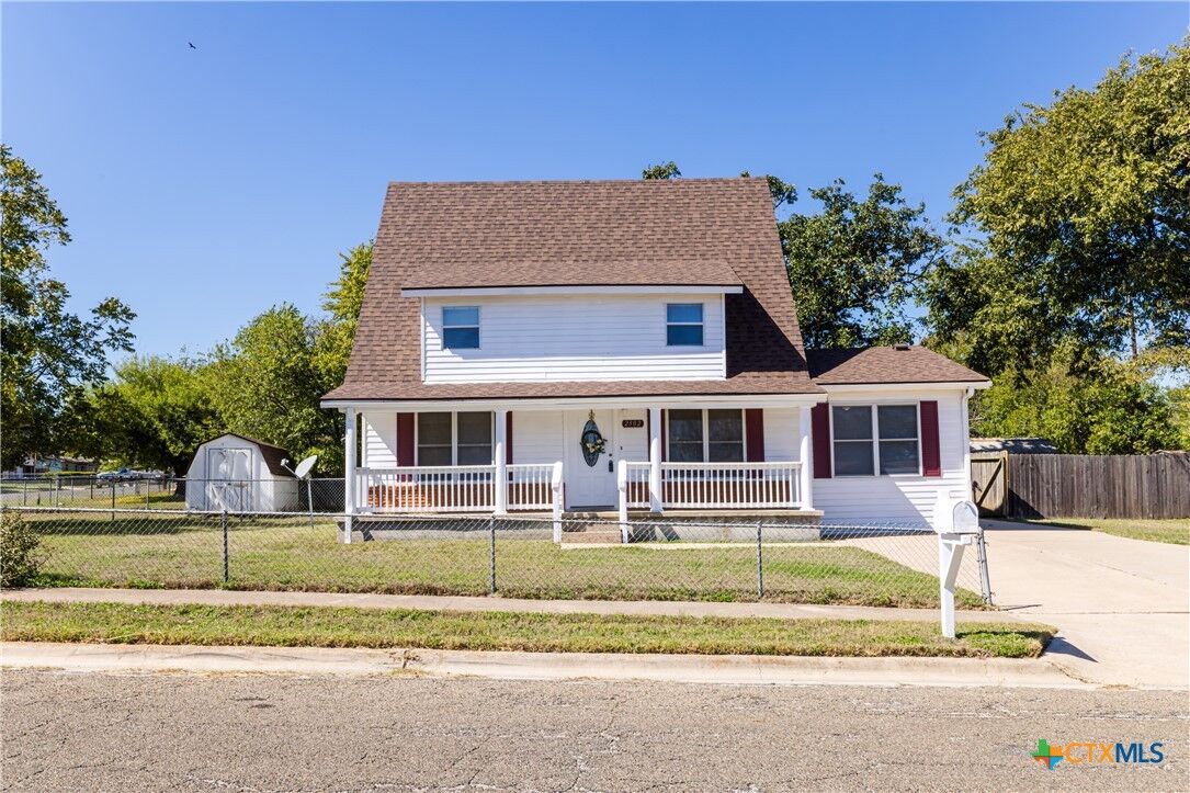 Property Photo:  2302 Post Oak Avenue  TX 76522 