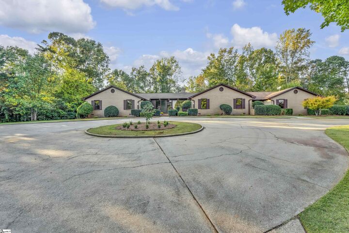 Property Photo: 118 Clearcreek Drive SC 29316