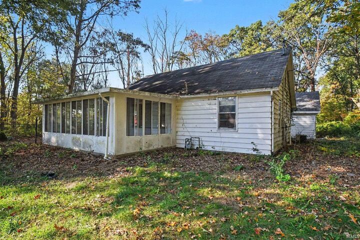 Property Photo: 53853 County Road 7 IN 46514-3043