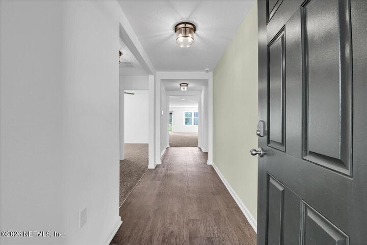 Property Photo:  5690 Hollow Birch Drive  FL 32219 