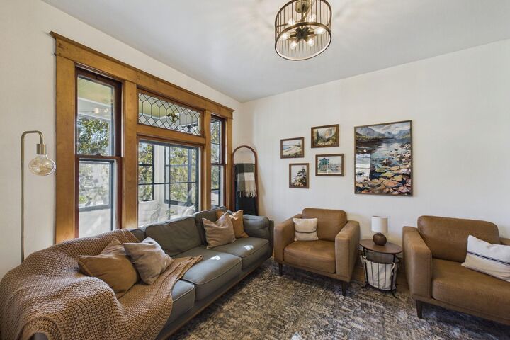 Property Photo: 725 Tuscarora Avenue MN 55102