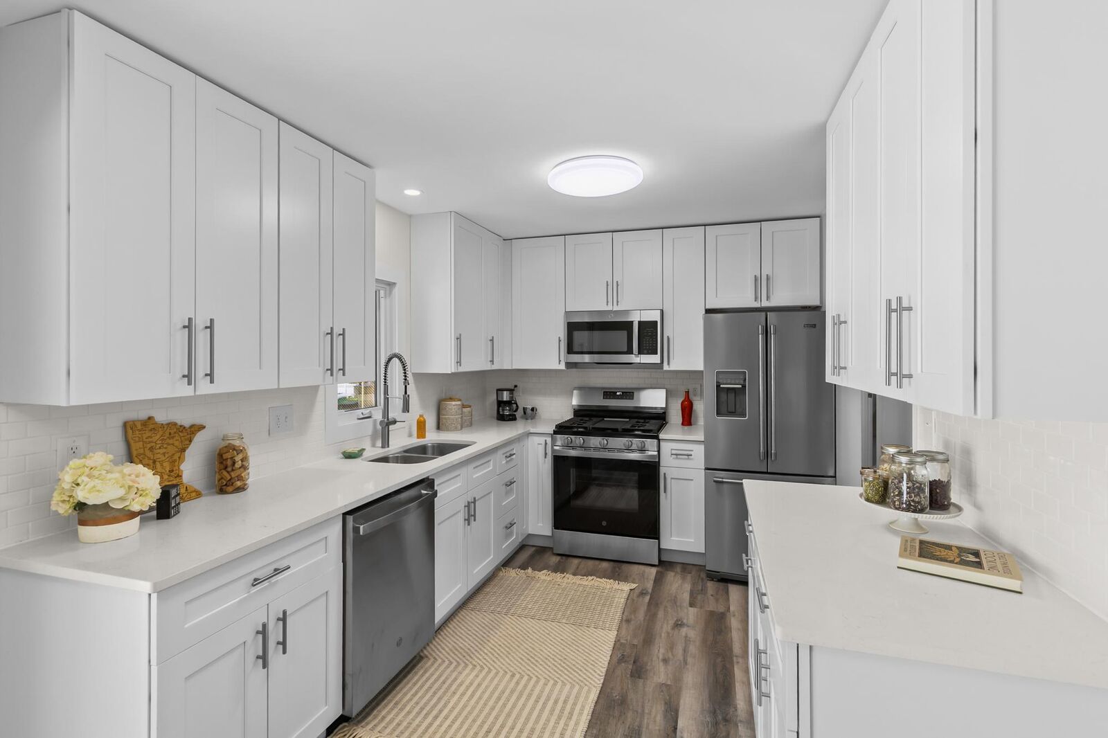 Property Photo: 2566 Beacon Street MN 55113