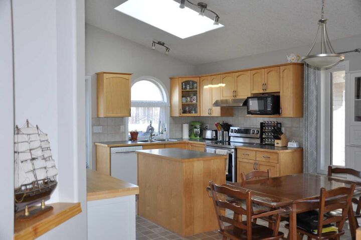 Property Photo:  47 Riverbrook Close W  AB T1J 0J5 