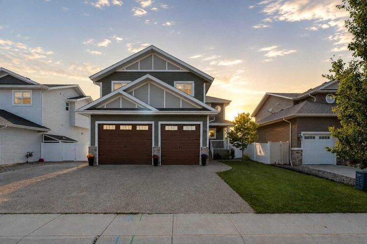 Property Photo:  35 Erica Drive  AB T4L 0H3 