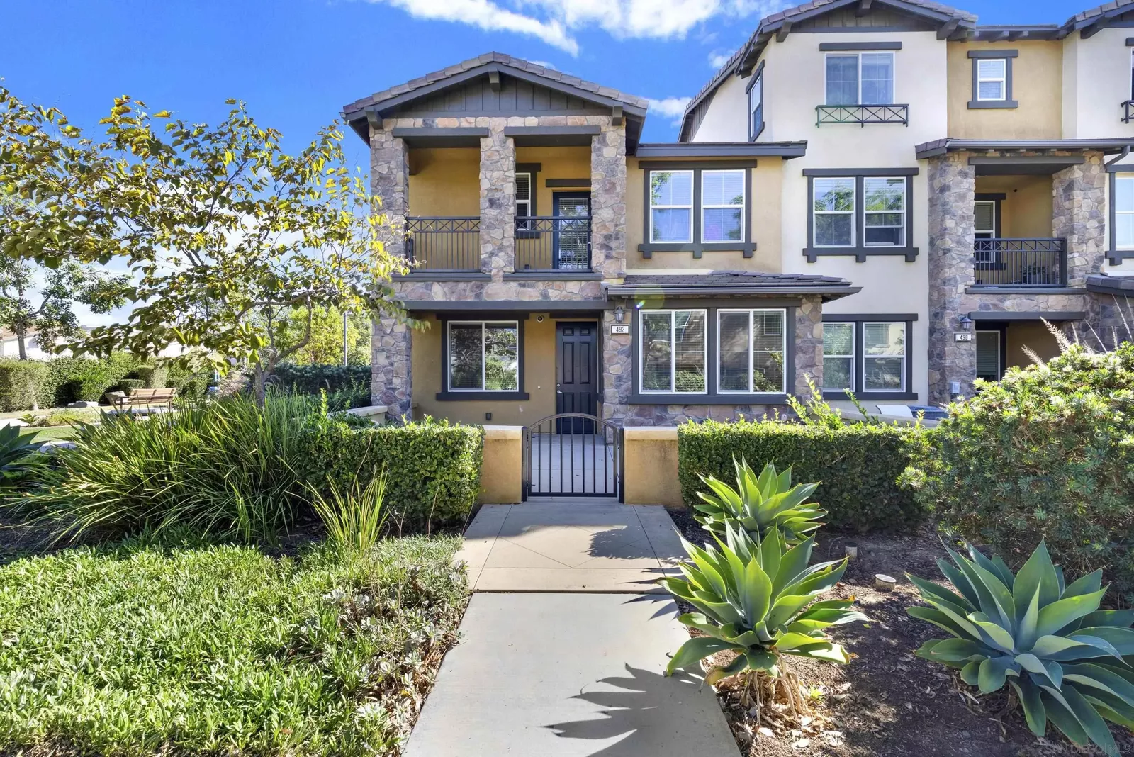 Property Photo:  492 Prosperity Dr  CA 92069 