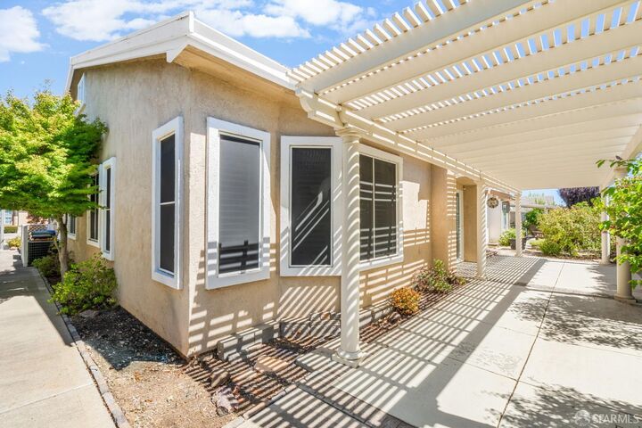 Property Photo:  1571 Rubidoux Lane  CA 9451 