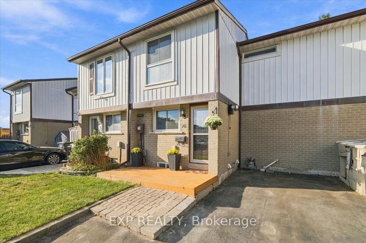 Property Photo: 16 Havenbrook Court ON L6S 2B4