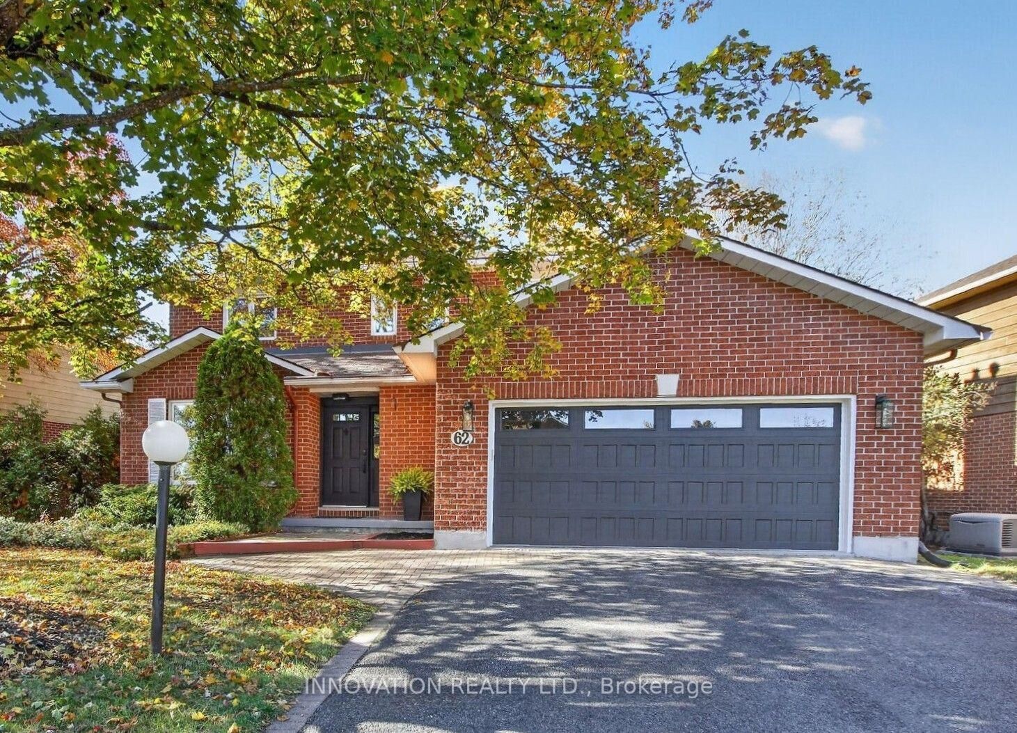 Property Photo:  62 Trailway Circle  ON K2S 1E2 