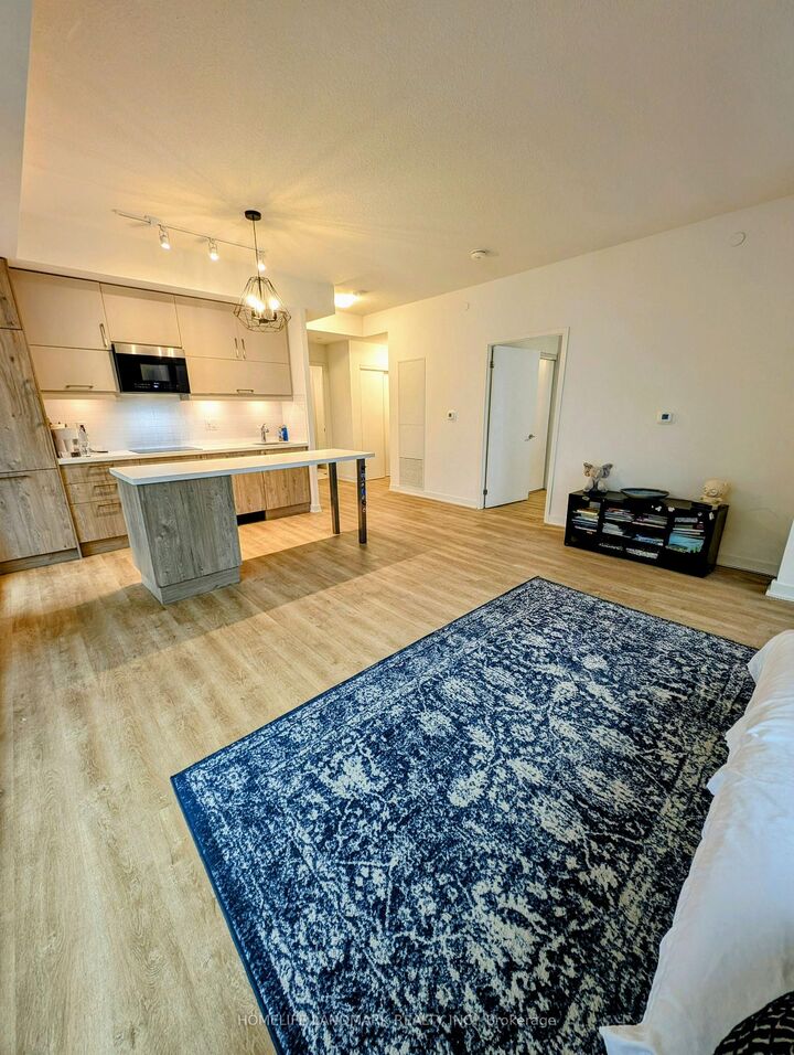 Property Photo: 8119 Birchmount Road 711 ON L6G 0H5