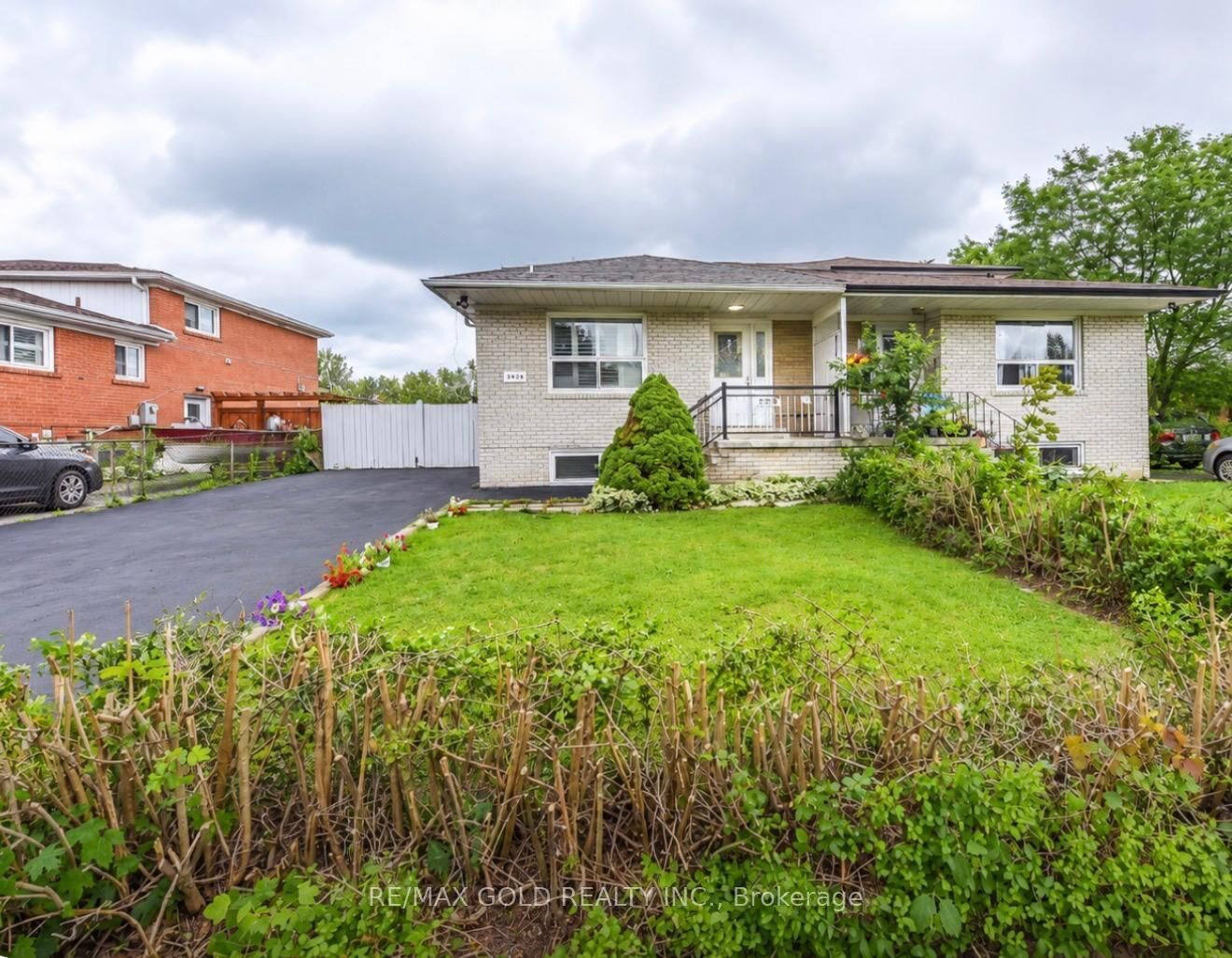 Property Photo:  3773 Darla Drive  ON L4T 2E1 