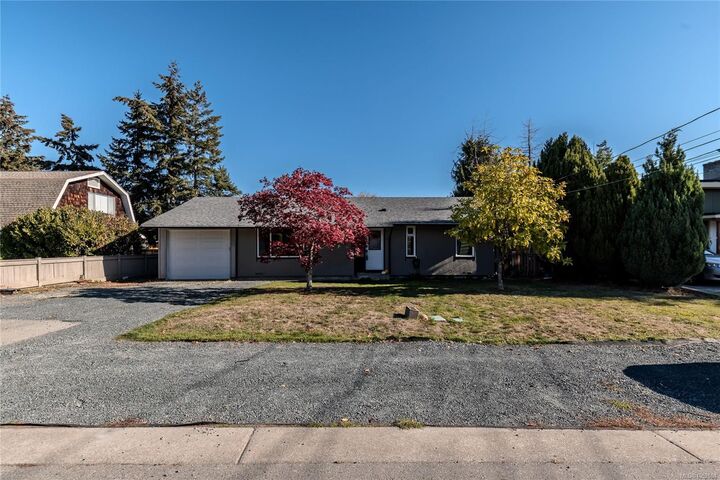 Property Photo:  440 Allwood Rd  BC V9P 1C2 