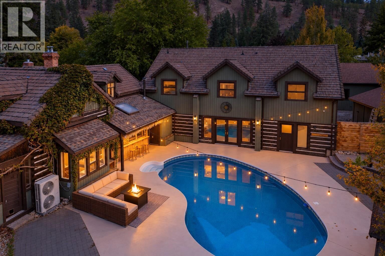 Property Photo:  863 Coronado Crescent  BC V1W 2K3 