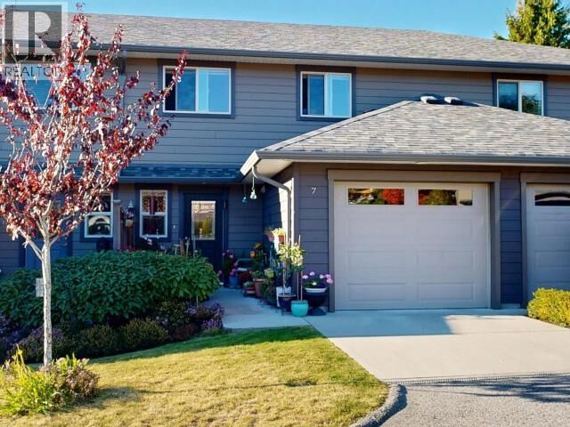 Property Photo:  7-4251 Westview Ave  BC V8A 3J3 
