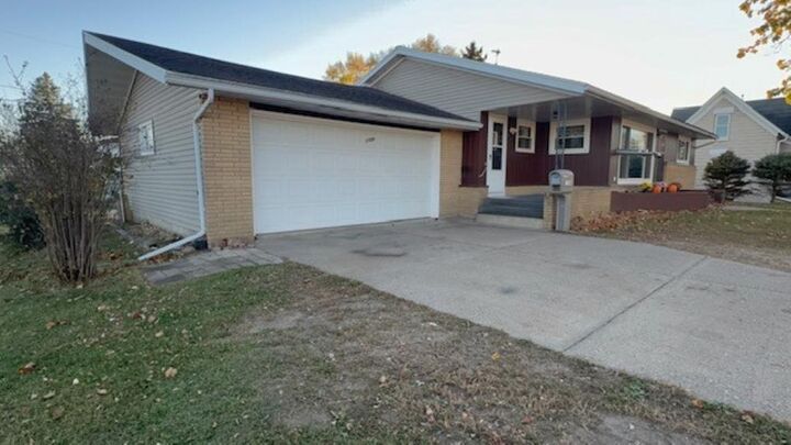 Property Photo:  1709 River Street  WI 54452 