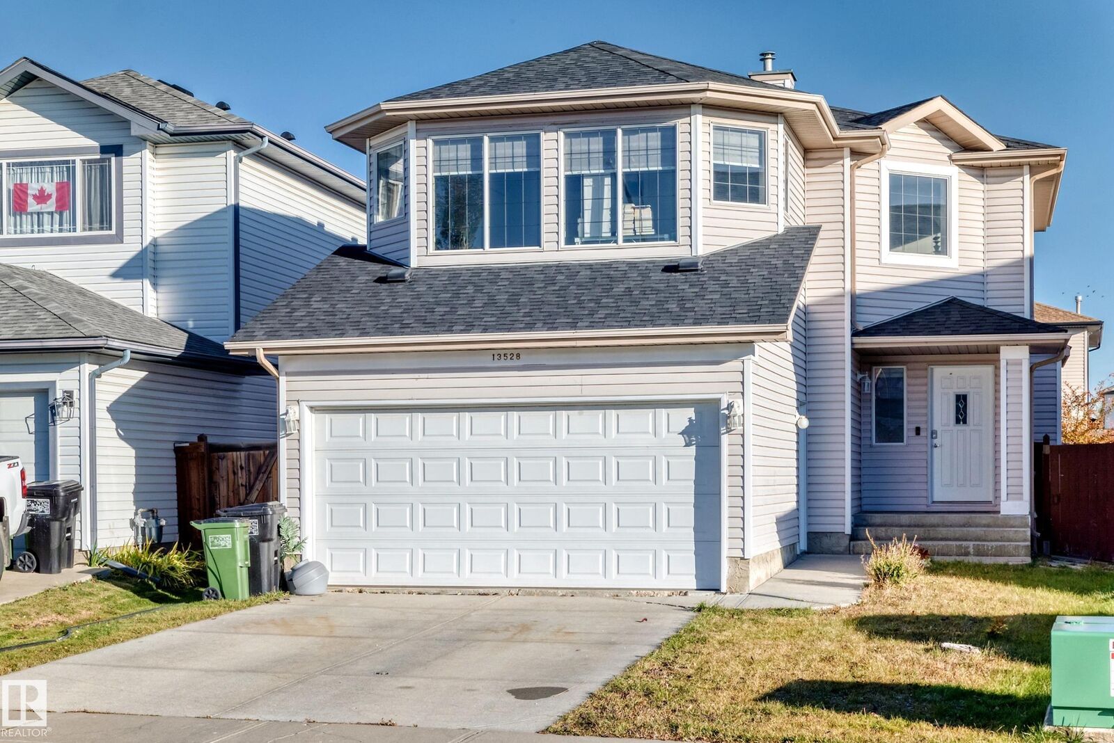 Property Photo:  13528 141 Avenue NW  AB T6V 1W7 