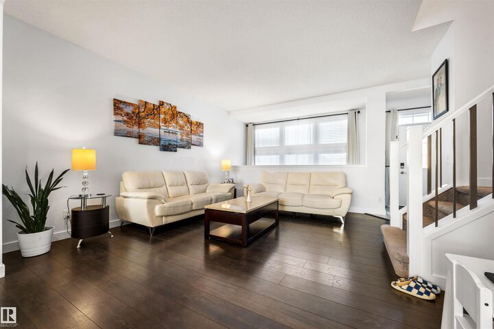 Property Photo:  2809 Anton Wynd SW  AB T6W 4B1 