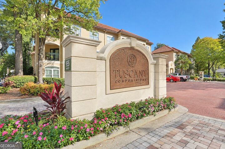 Property Photo: 955 Juniper Street NE 3113 GA 30308