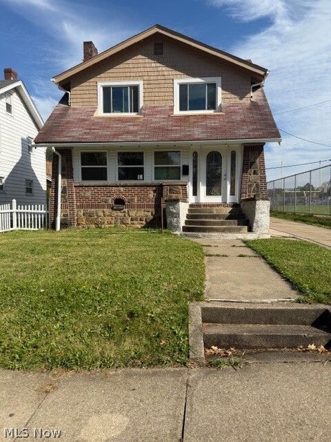 Property Photo: 659 Glendora Avenue OH 44320