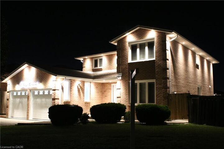 Property Photo:  31 Vega Crescent  ON L8E 4S6 