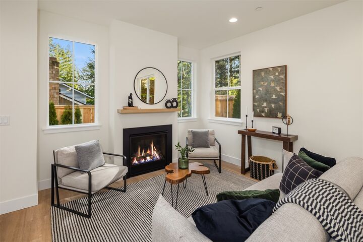 Property Photo:  11810 NE 103rd Place  WA 98033 