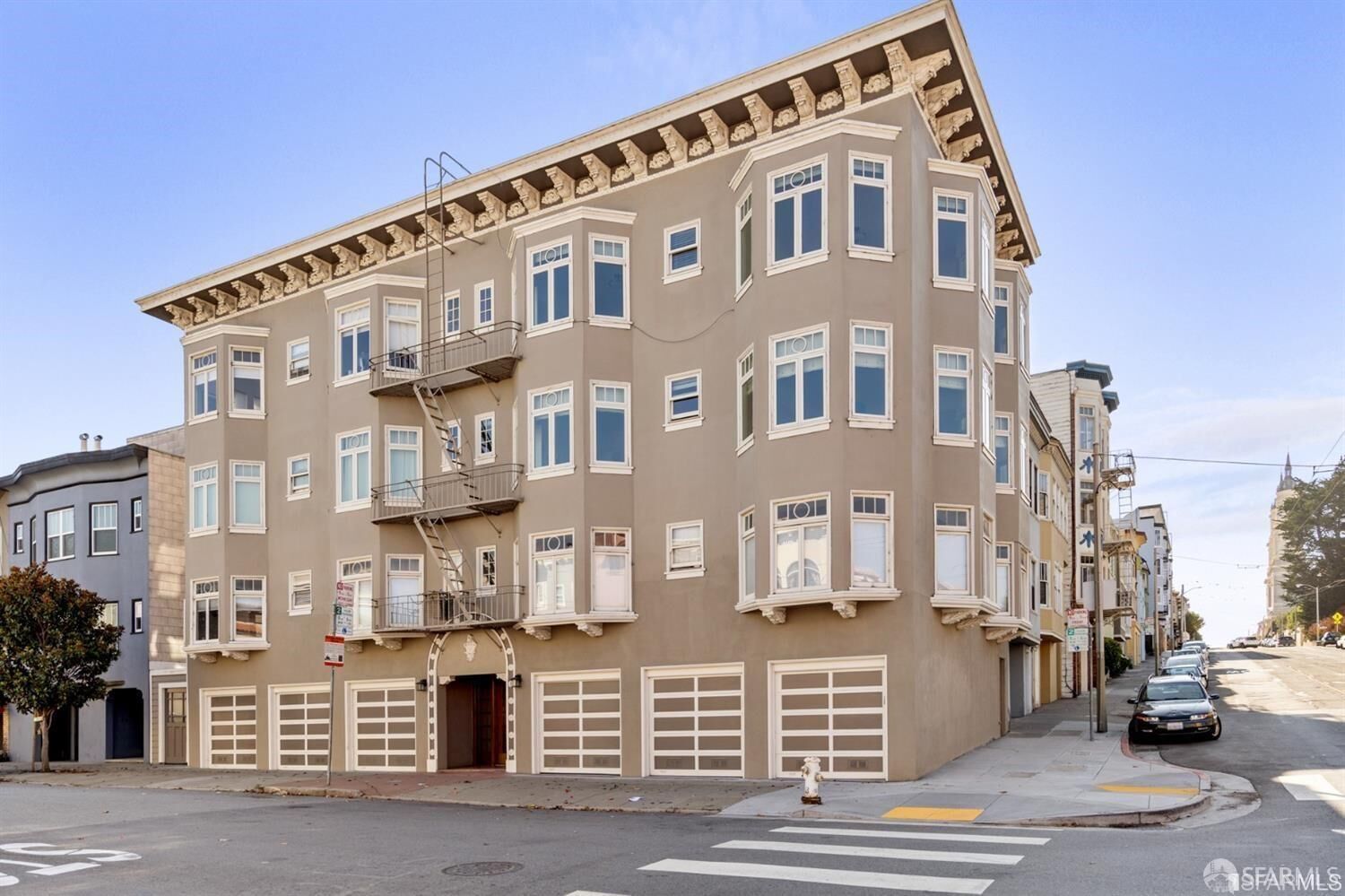 Property Photo:  17 Ashbury Street 3  CA 94117 