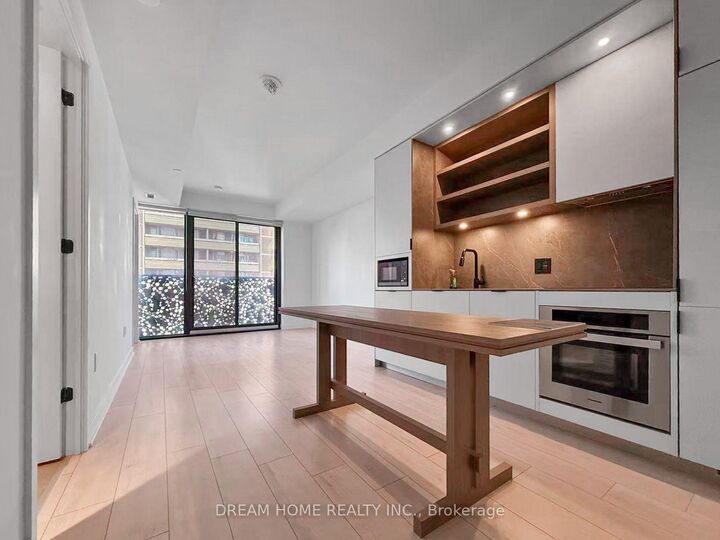 Property Photo:  55 Charles Street E 1413  ON M4Y 0J1 