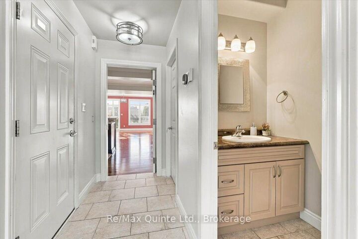 Property Photo:  39 Princeton Place  ON K8N 0B1 