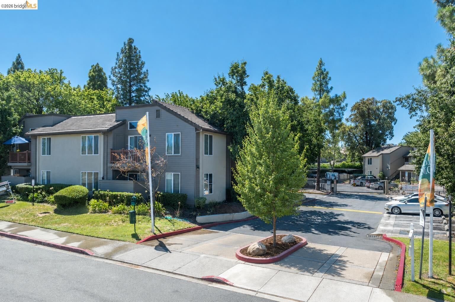 Property Photo: 2005 San Jose Dr 257 CA 94509