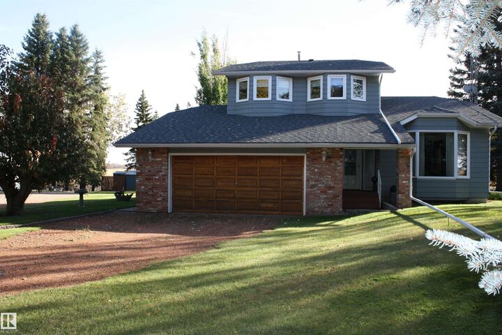 Property Photo:  101043 Hwy 45  AB T0B 0K0 