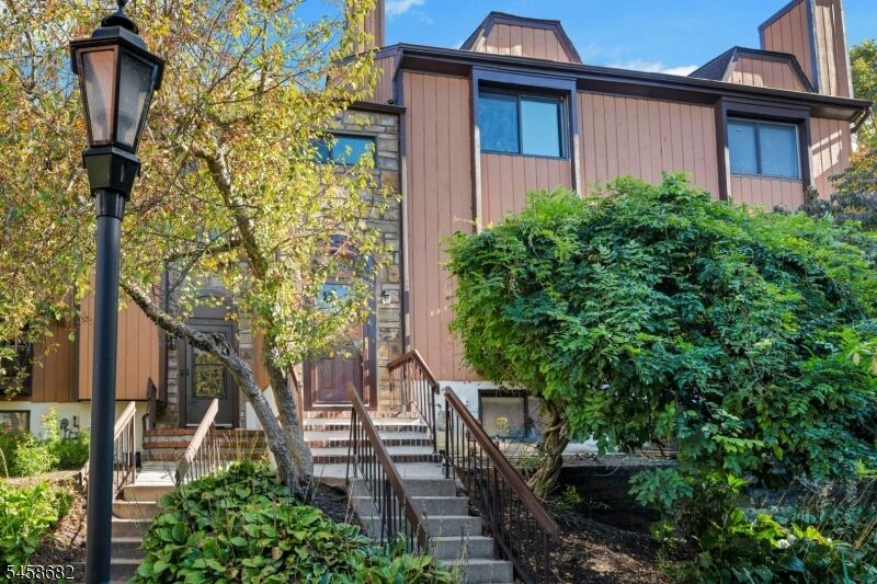 Property Photo:  105 Wimbledon Sq  NJ 07840 