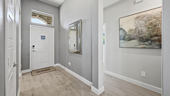 Property Photo: 115 Yucca Lane TX 76078