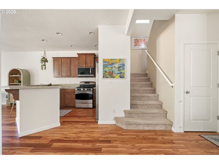 Property Photo:  20869 SW Edgemont St  OR 97003 