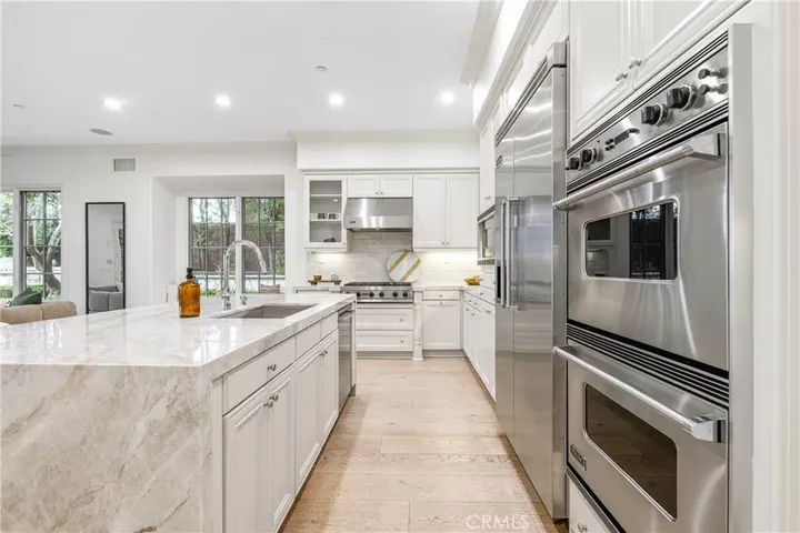 Property Photo:  33 Canyon Terrace  CA 92603 