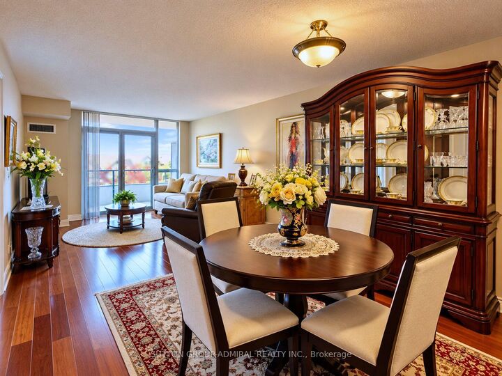 Property Photo:  23 Cox Boulevard 677  ON L3R 7Z9 