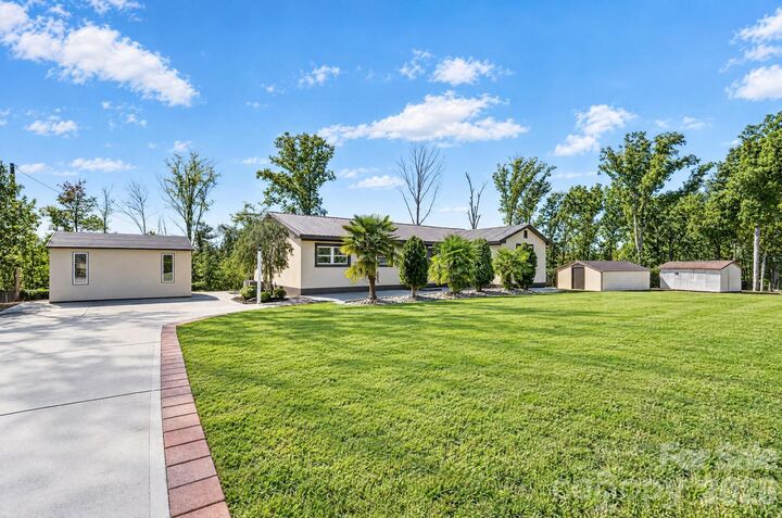 Property Photo:  892 Taylor Drive  SC 29720 