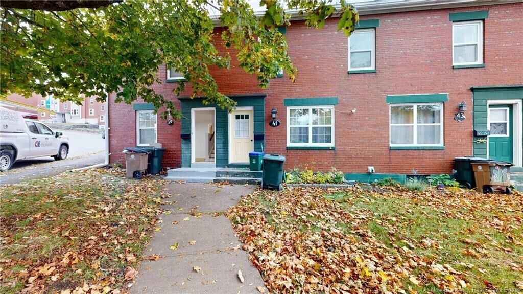 Property Photo:  39 McKenna Crescent  NB E2K 4C9 