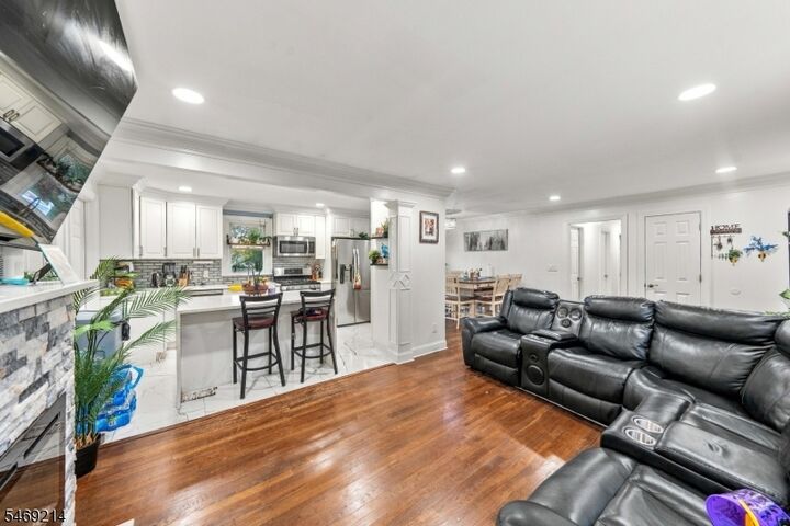Property Photo: 929 Franklin Ave NJ 07080
