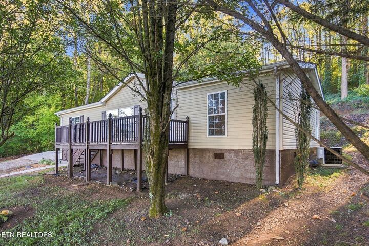 Property Photo: 2605 Lee Hwy TN 37303