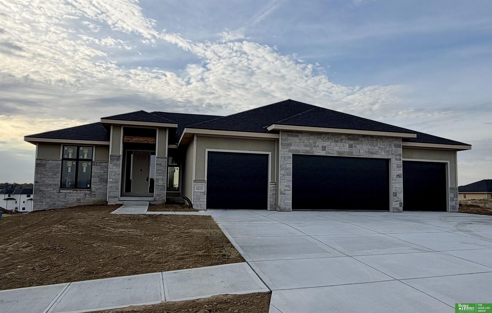 Property Photo:  22107 Hampton Drive  NE 68028 