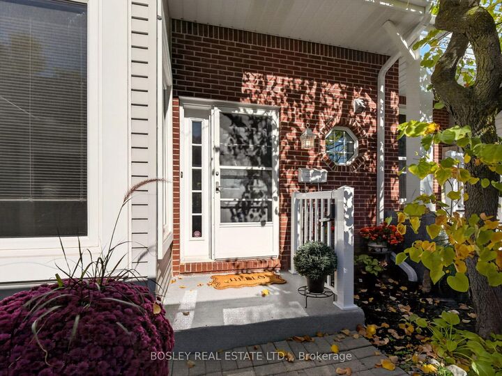 Property Photo:  3 Lakeside Drive 18  ON L2M 1P3 