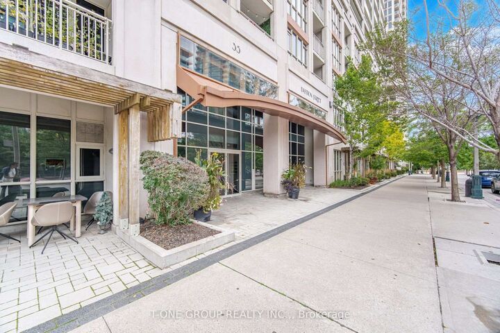 Property Photo:  35 Bastion Street 311  ON M5V 0C2 