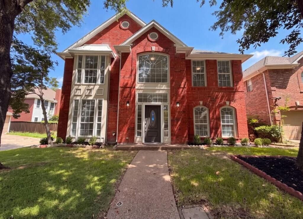 Property Photo:  317 Riverwalk River Way Ln  TX 75063 