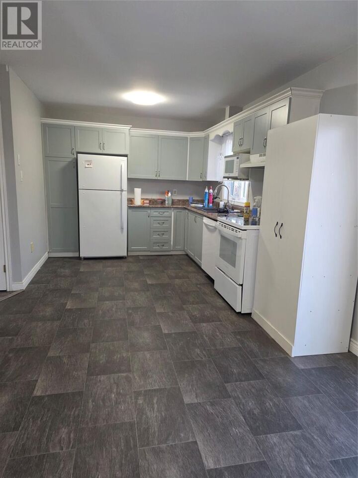 Property Photo:  15 Beauford Place  NL A1A 5N4 
