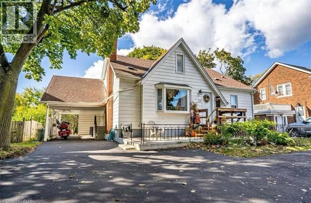Property Photo:  39 Centennial Parkway South Bsmt  ON L8G 2C1 