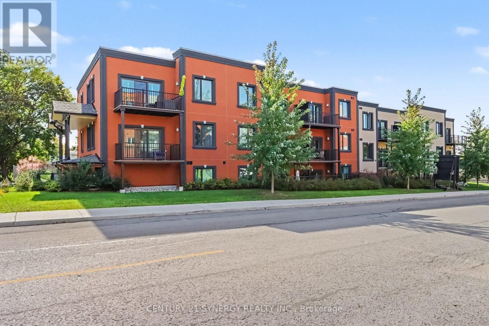 Property Photo: 40 McGill Street South 2E ON K7A 0C5