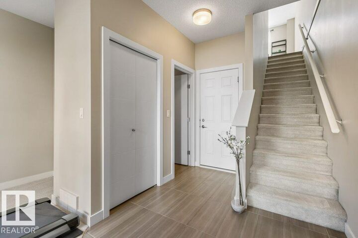Property Photo:  2560 Pegasus Boulevard NW 122  AB T5E 6V4 