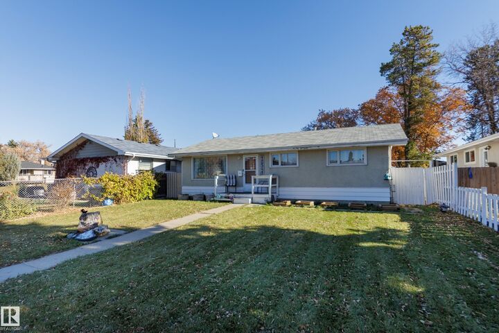 Property Photo:  10541 153 Street NW  AB T5P 2C2 