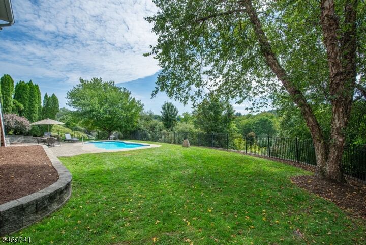 Property Photo:  14 Vista Dr  NJ 07836 