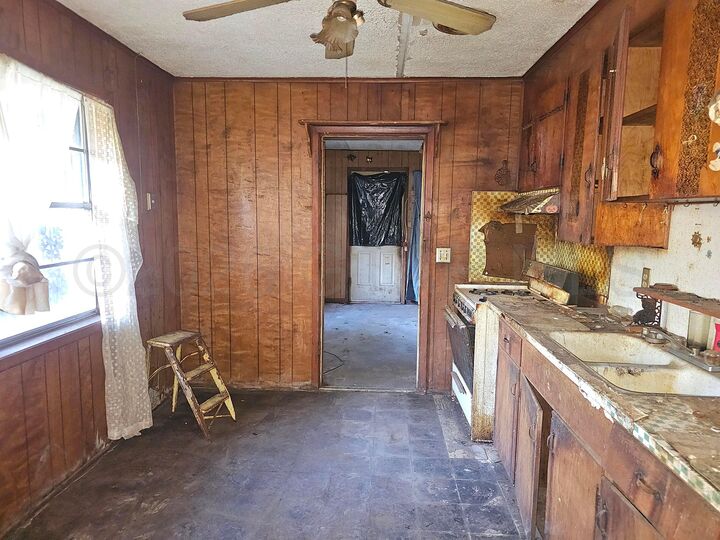 Property Photo:  197 Smith Street  MS 39773 